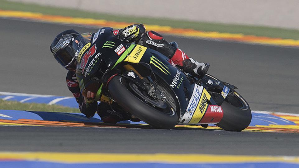 Test rider tim Monster Energy Yamaha, Jonas Folger sedang mempertimbangkan untuk kembali ke Moto2 usai mengalami masa depan yang tak menentu di MotoGP.